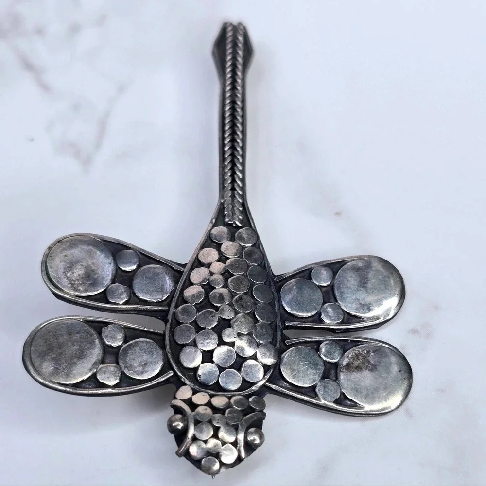 Vintage 925 Sterling Silver Dragonfly Brooch Pin Applied Dot Artisan Insect 7.1g